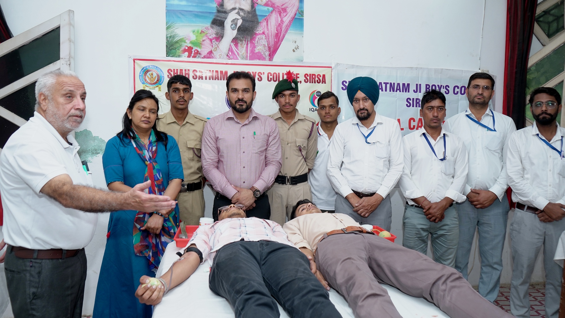 blood donation camp shah satnam ji boys col